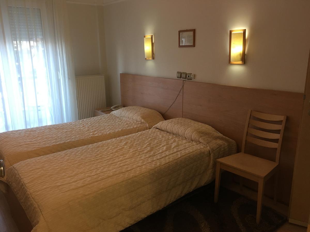 Hotel Orestion カストリア エクステリア 写真