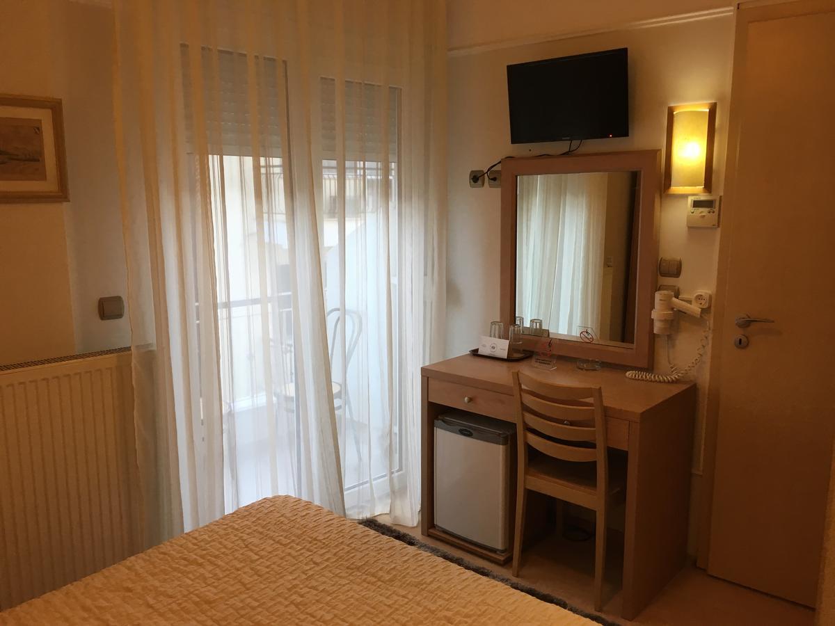 Hotel Orestion カストリア エクステリア 写真